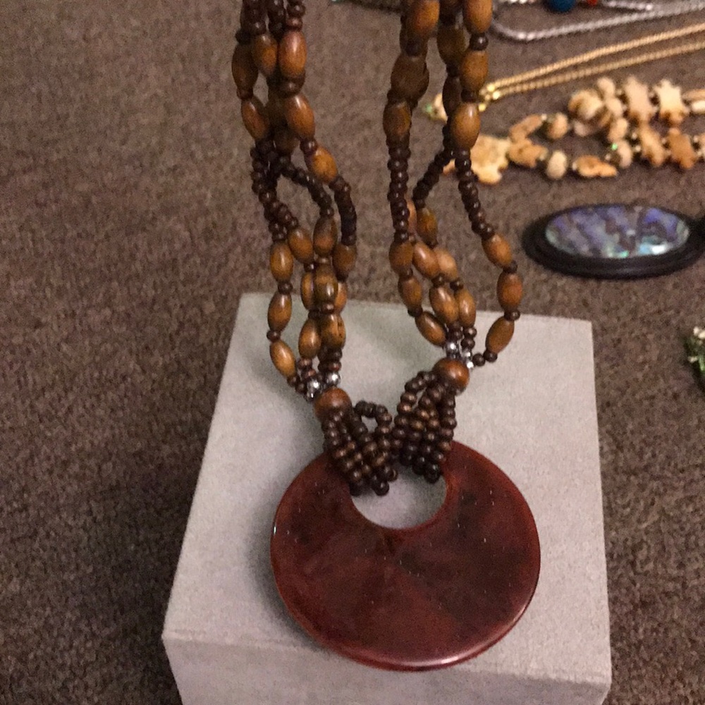 Necklace - Picture 4 of 4